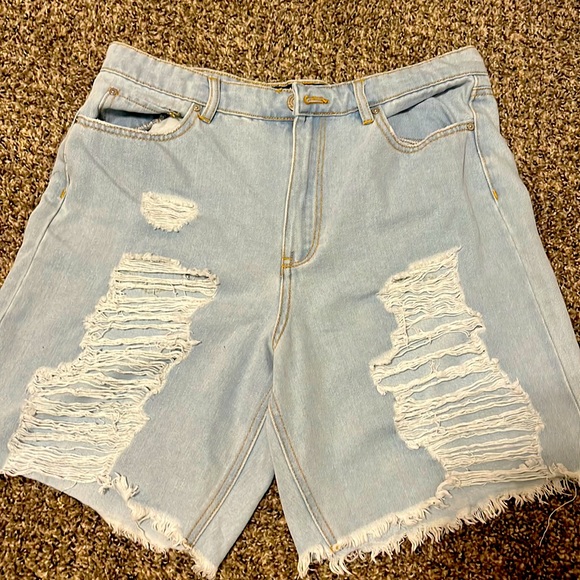 Women’s Ribbed thigh length shorts - Picture 1 of 5